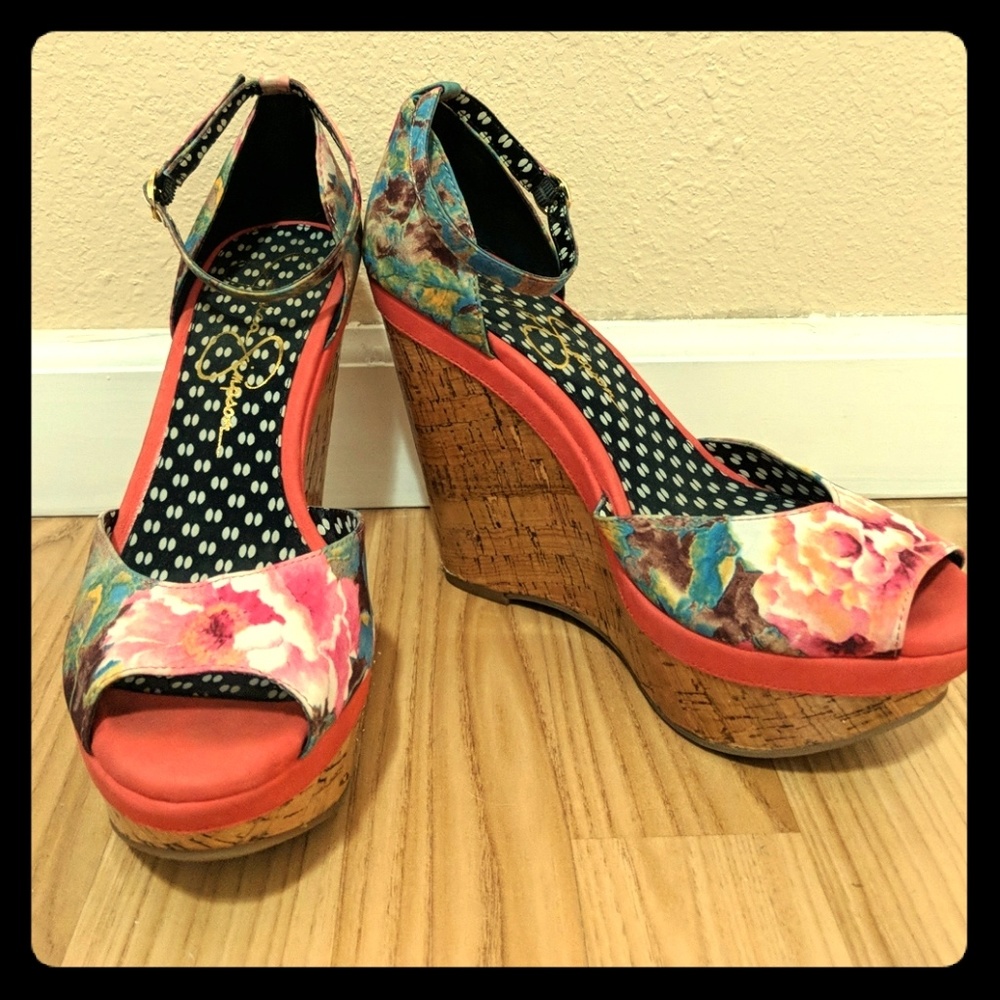 Jessica Simpson Wedges